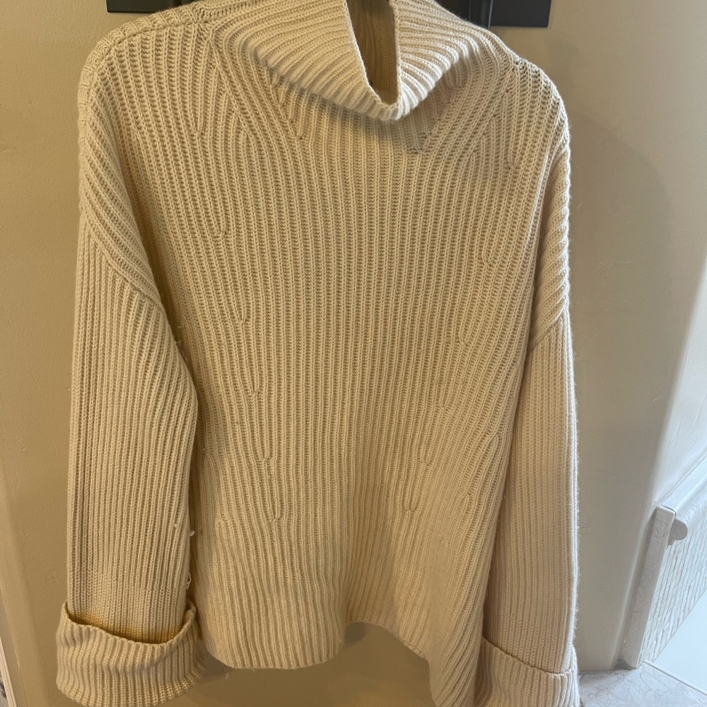 Banana Republic oversized sweater